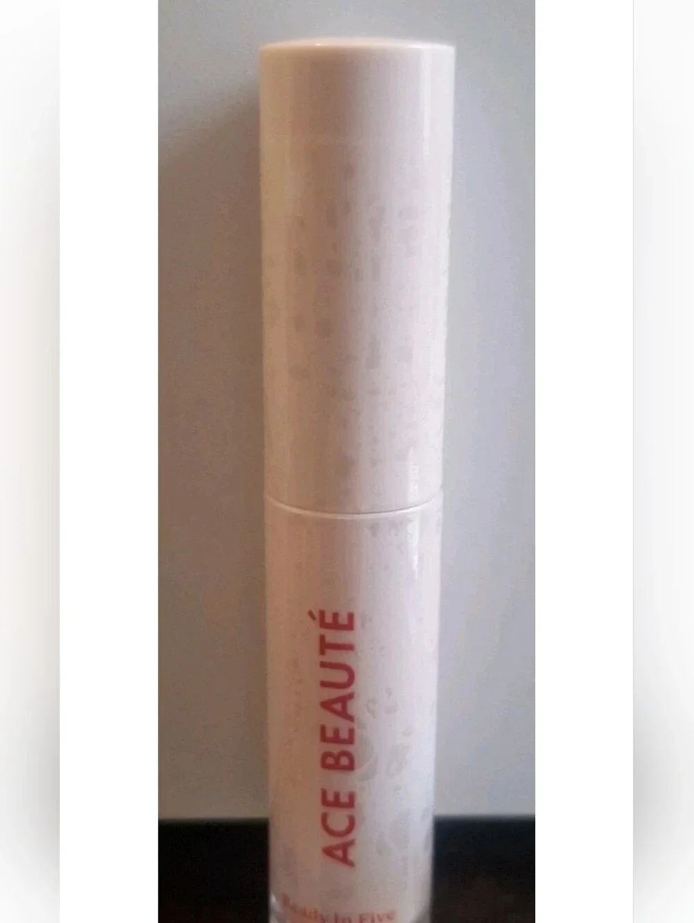 ACE BEAUTÉ Ready In Five Hydrating Creamy Concealer in F2, Full Size (2.6 ml)
